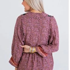 Turquoise Door Tomball FLORAL PAISLEY PUFF SLEEVE TOP What's New