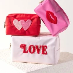 Turquoise Door Tomball CARA LIPS COSMETIC BAG-PINK Accessories